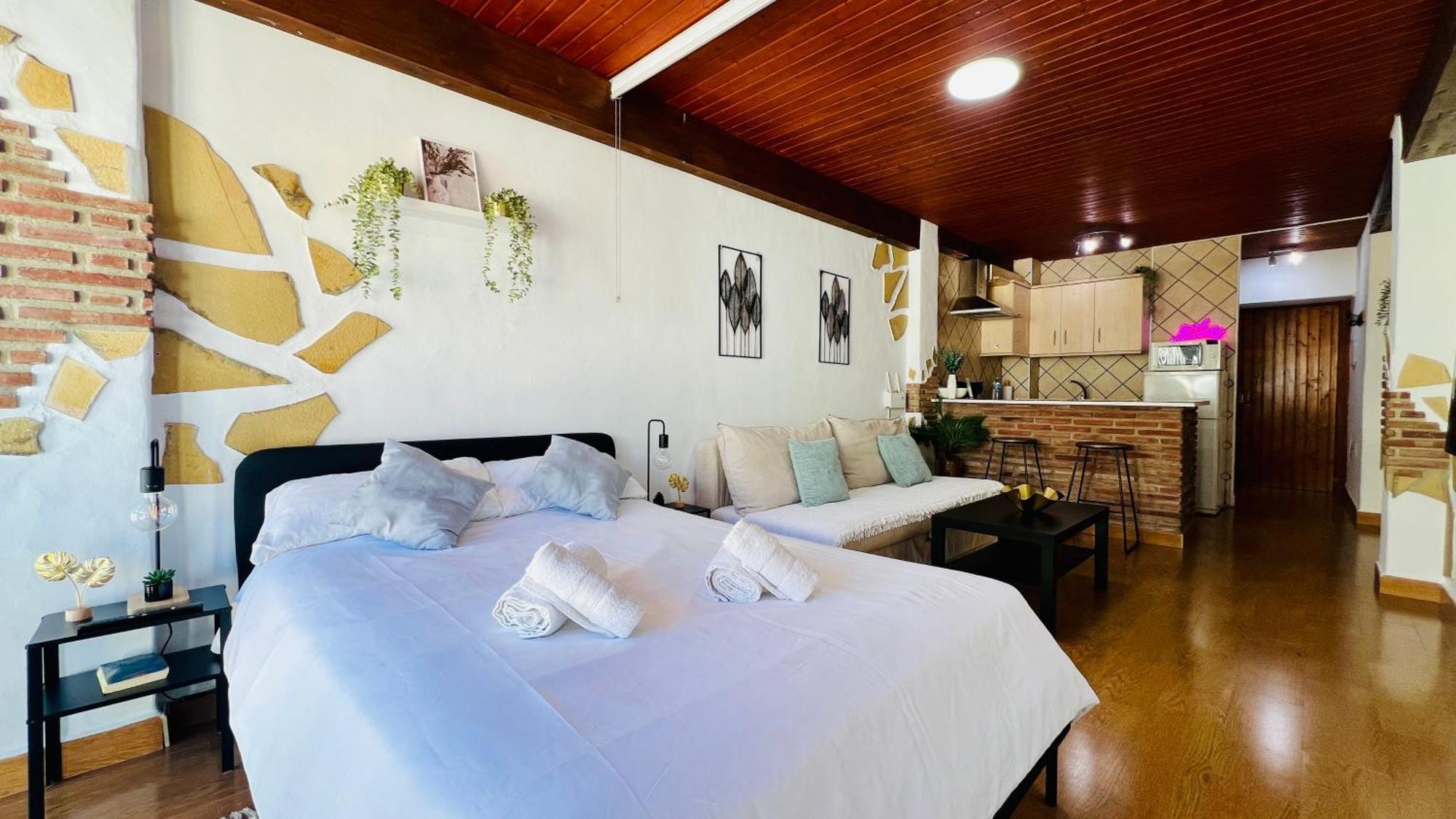 Estudio Buddha En El Centro De Nerja - South Costa Ngoại thất bức ảnh